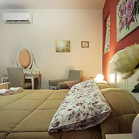 A Corte Oda ve Kahvaltı Caserta
