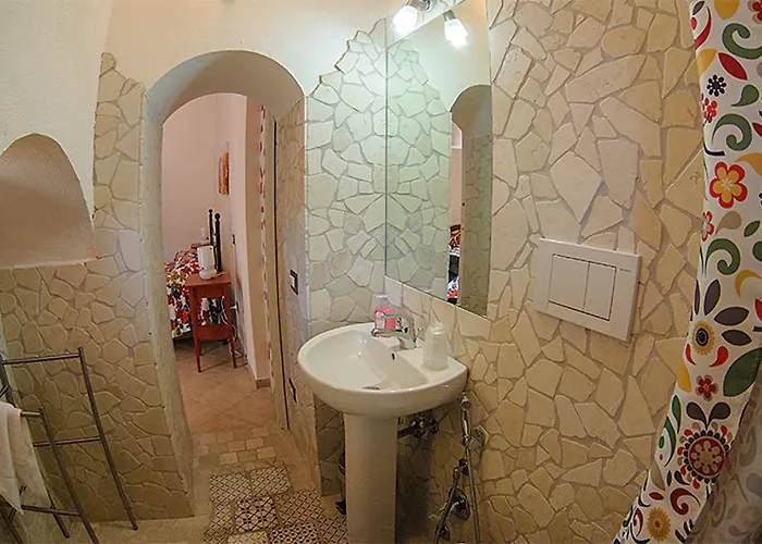 A Corte 3* كازيرتا